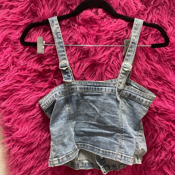 Nasty Gal Light Wash Denim Button Top - Picture 5 of 7